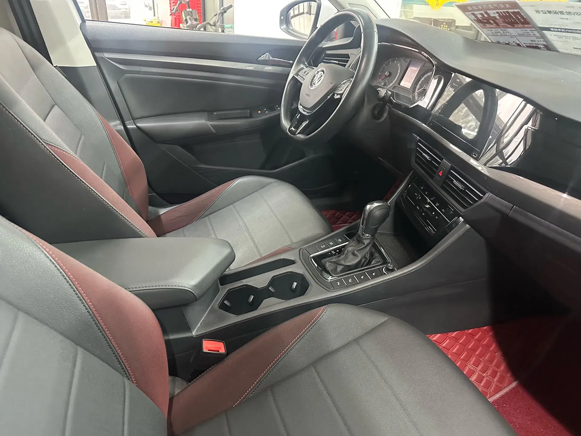 2021 VOLKSWAGEN BORA thumbnail 4