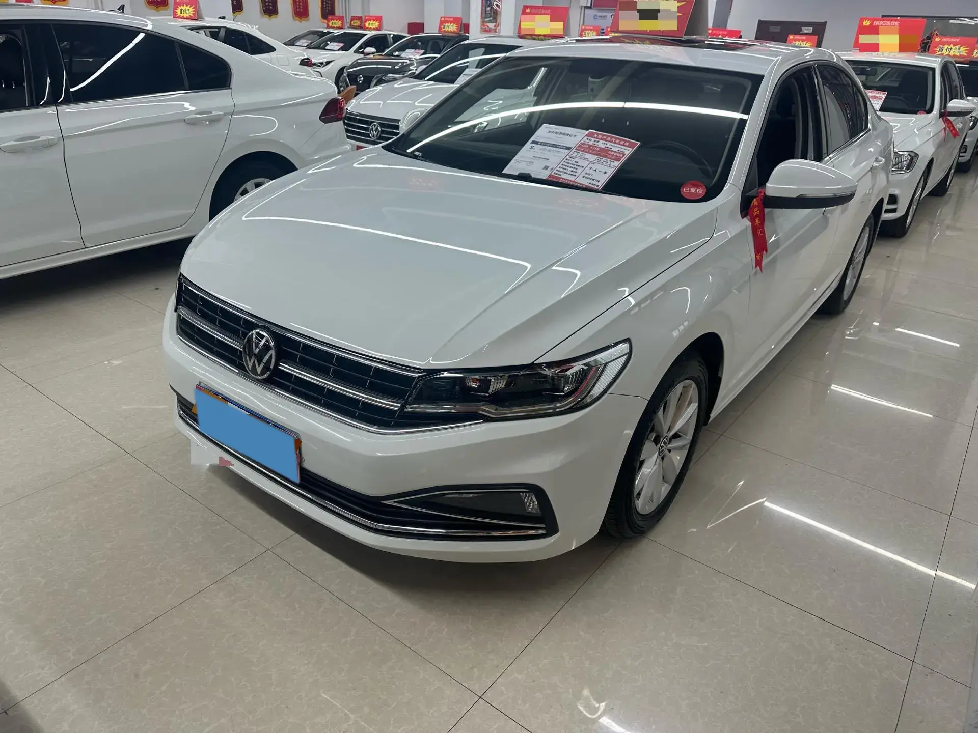 2021 VOLKSWAGEN BORA view 1