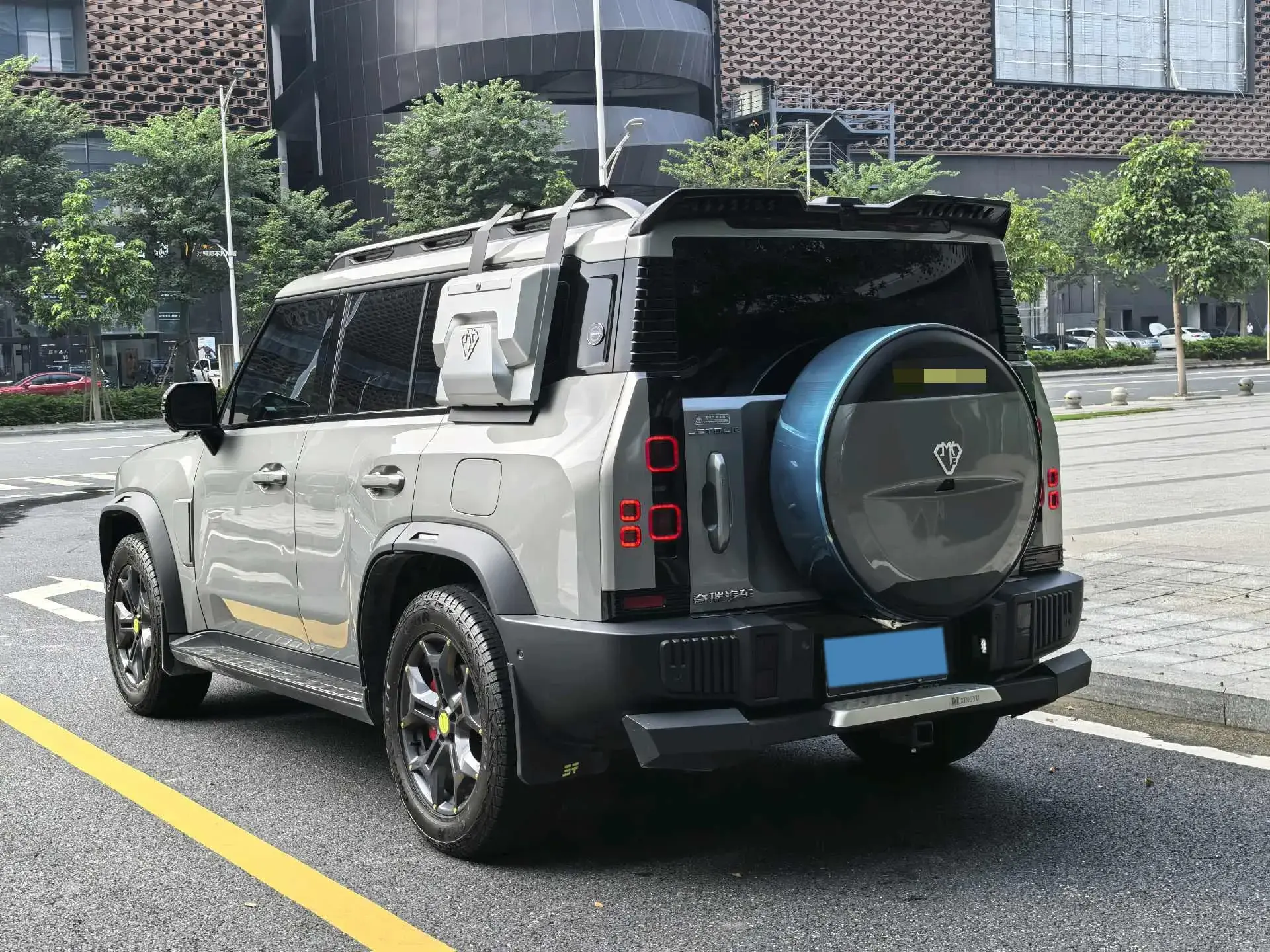 2023 JETOUR TRAVELLER thumbnail 4