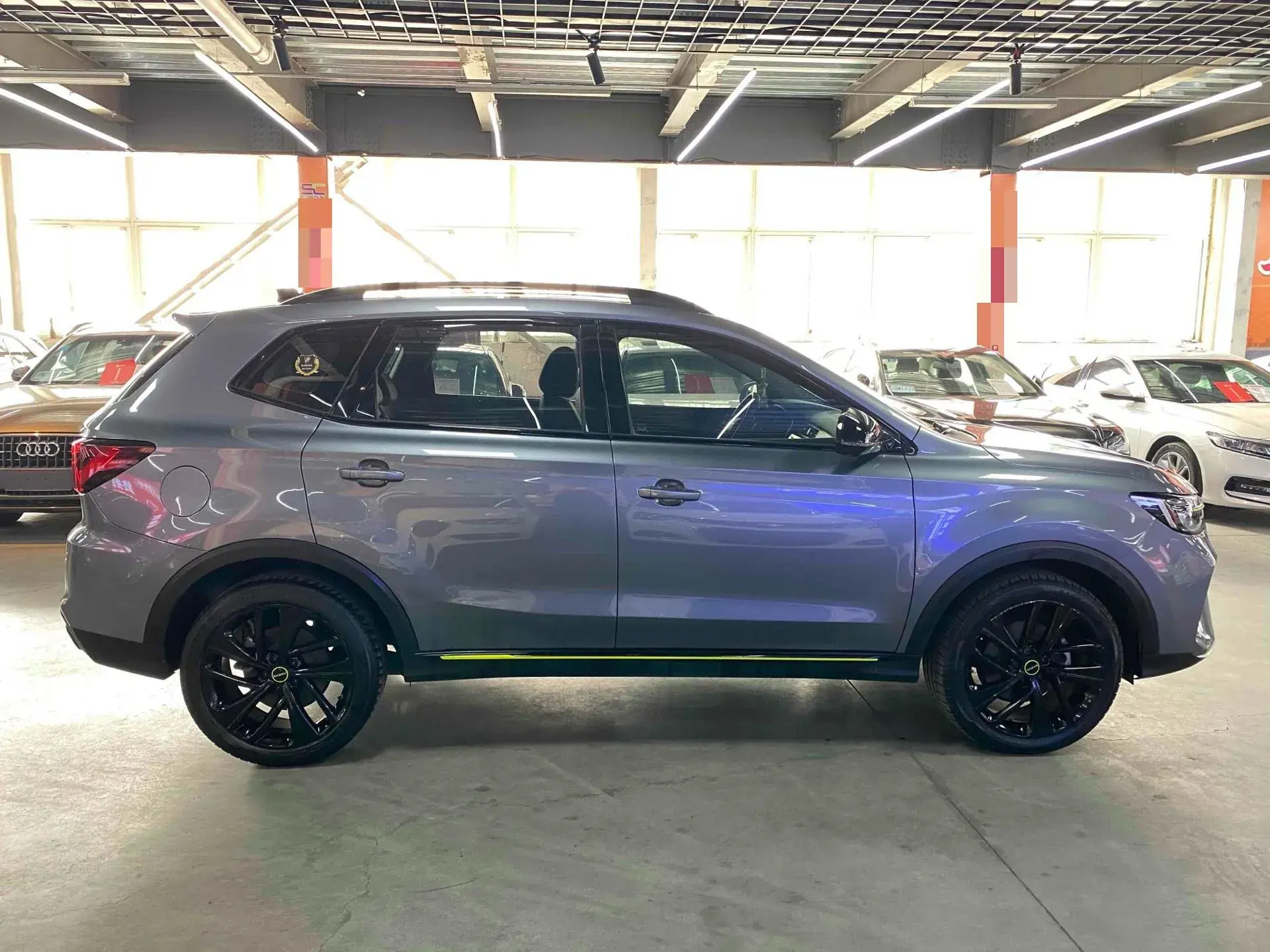 2020 ROEWE RX5 thumbnail 4