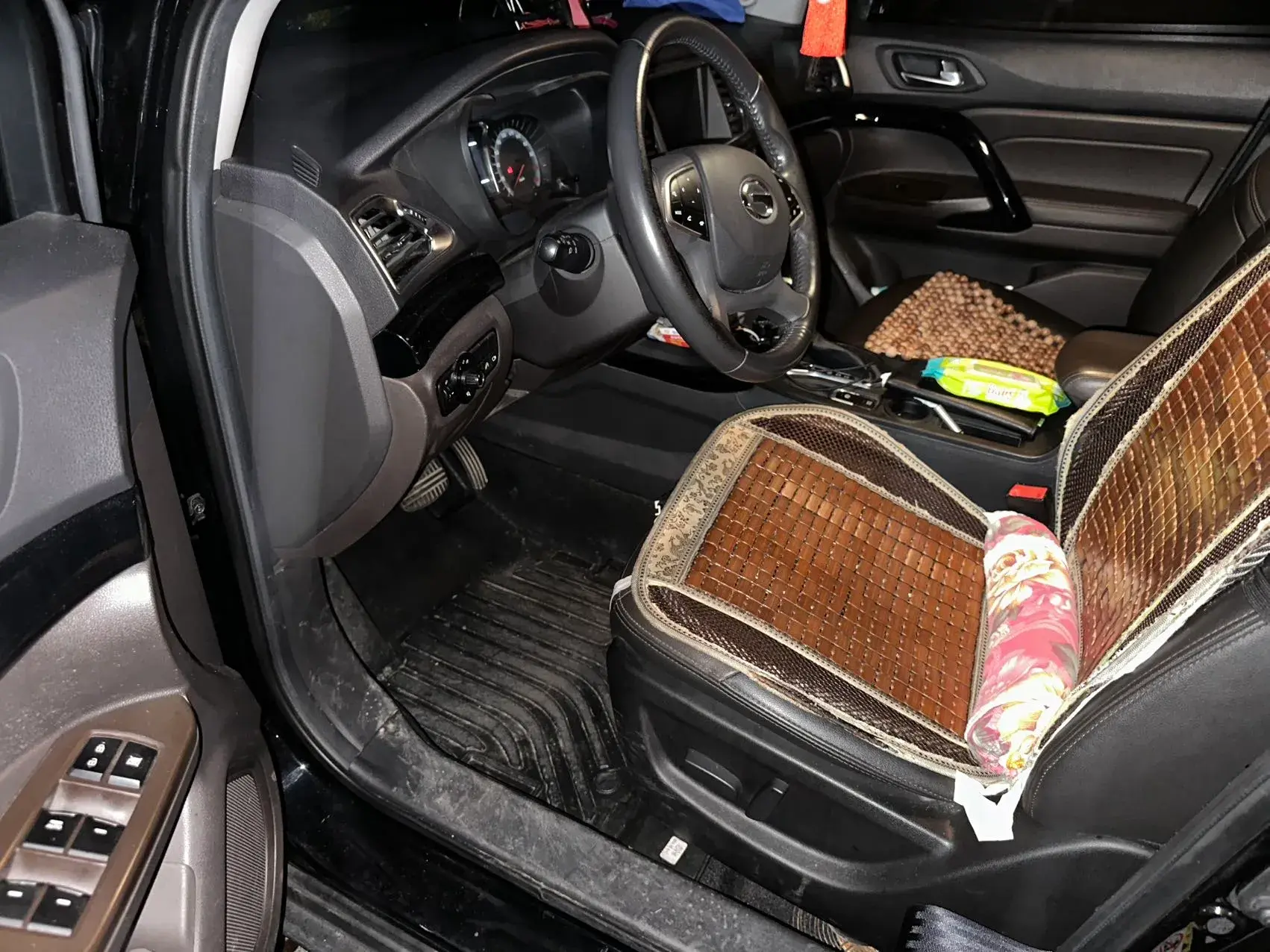 2017 GAC TRUMPCHI thumbnail 2