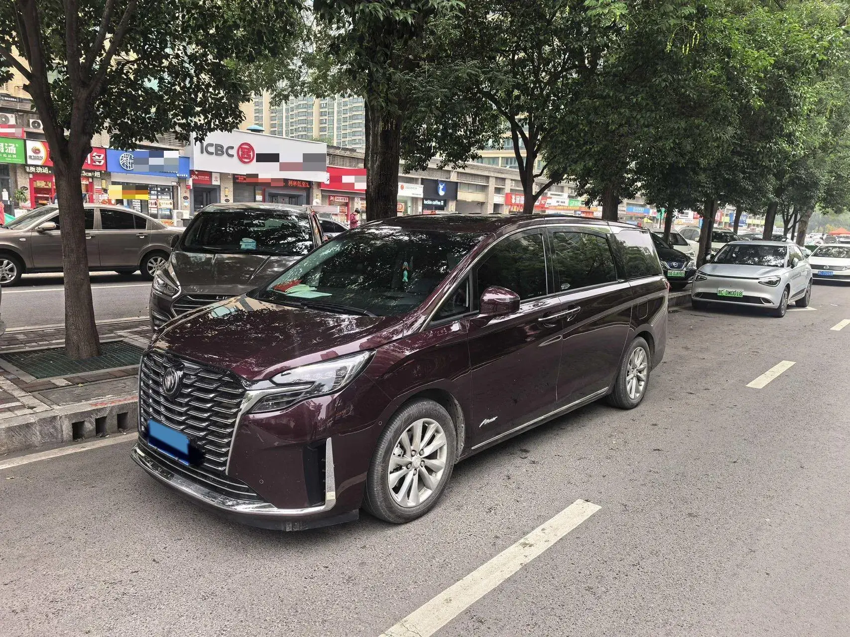 2023 BUICK GL8 view 1