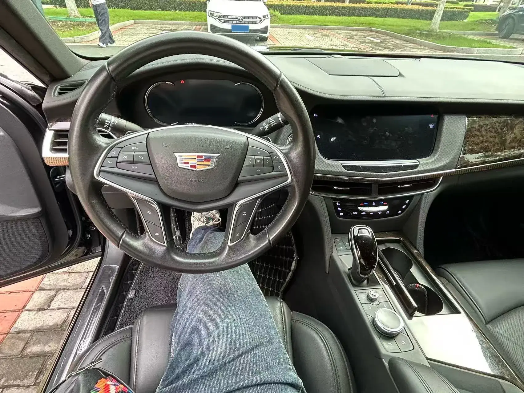 2021 CADILLAC CT6 thumbnail 4