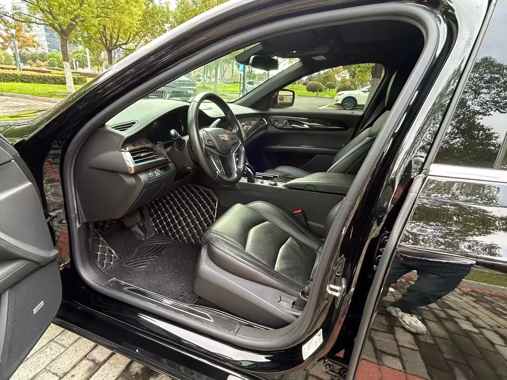 2021 CADILLAC CT6 thumbnail 2