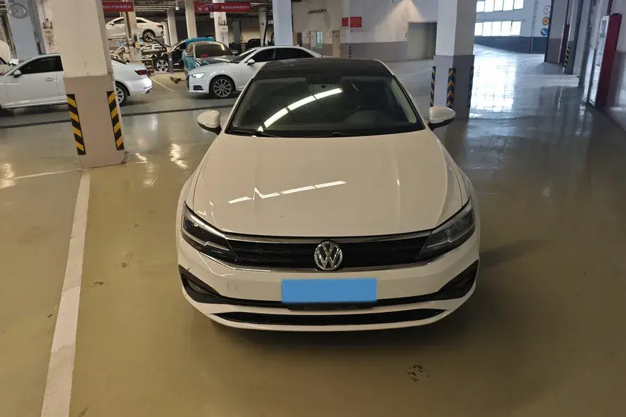 2019 VOLKSWAGEN LAMANDO thumbnail 2