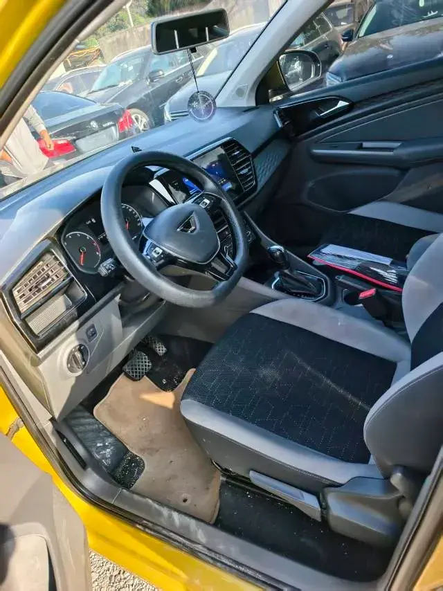 2019 JETTA VS5 thumbnail 3