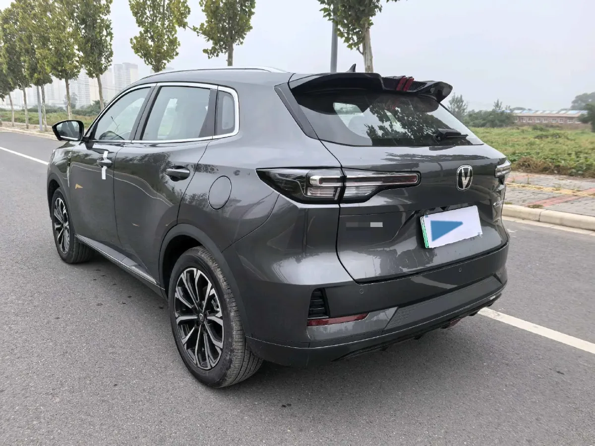 2025 ChangAn CS55PLUS PHEV 1.5L 98HP L4 E-CVT PHEV,autocango,china used car exporter,china ev exporter,chinese used car exporter,chinese used ev exporter