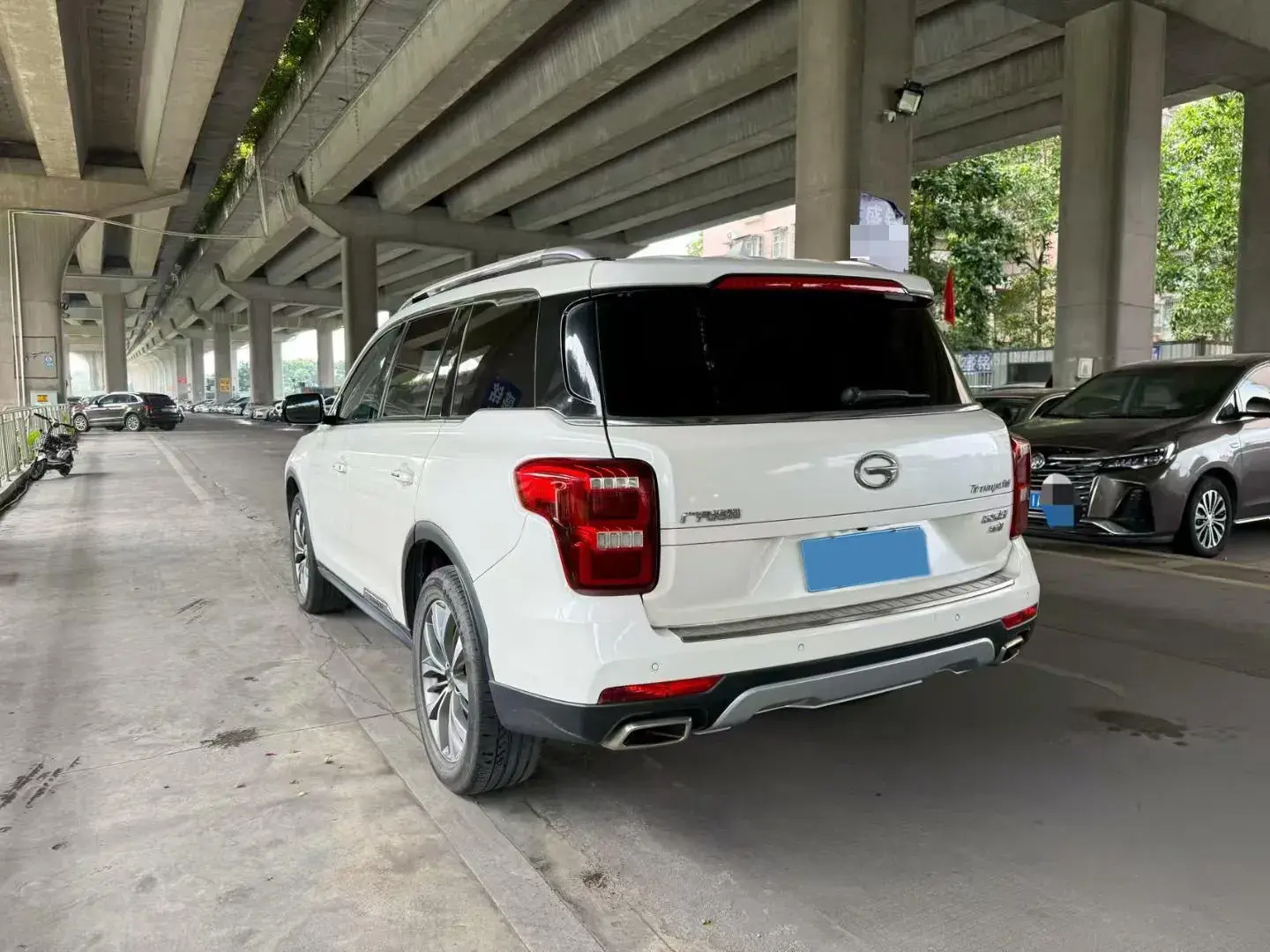 2017 GAC TRUMPCHI thumbnail 4