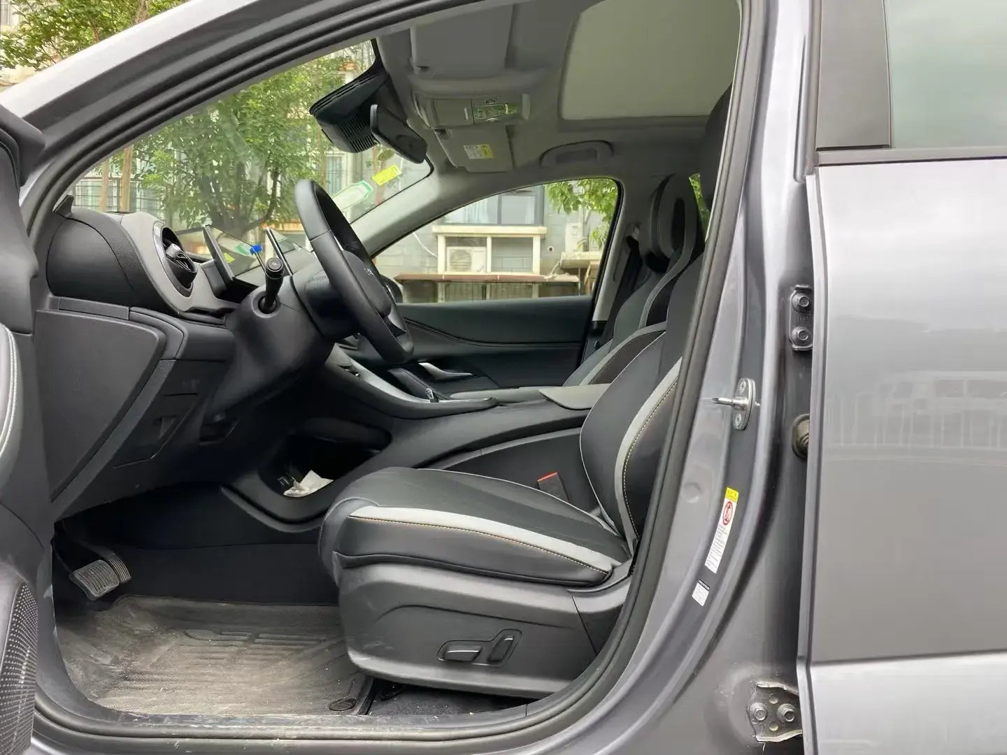 2025 BYD SEA thumbnail 4