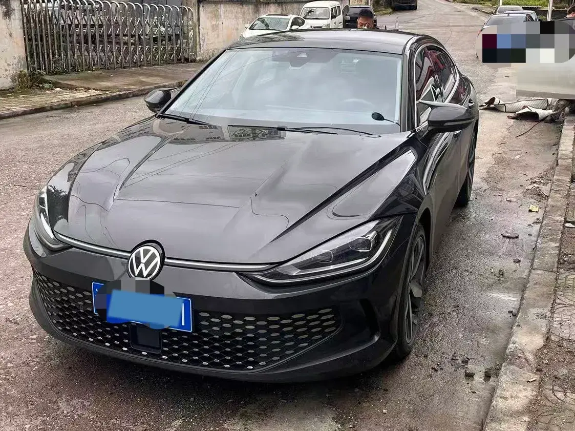 2022 VOLKSWAGEN LAMANDO view 1