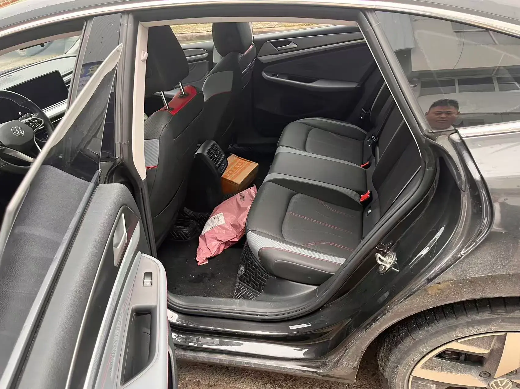 2022 VOLKSWAGEN LAMANDO thumbnail 4