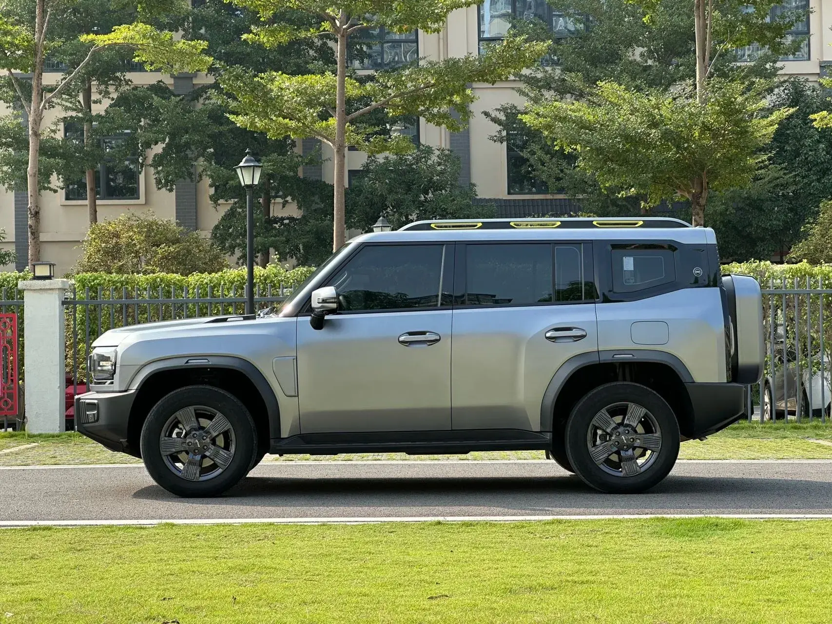 2023 JETOUR TRAVELLER thumbnail 3