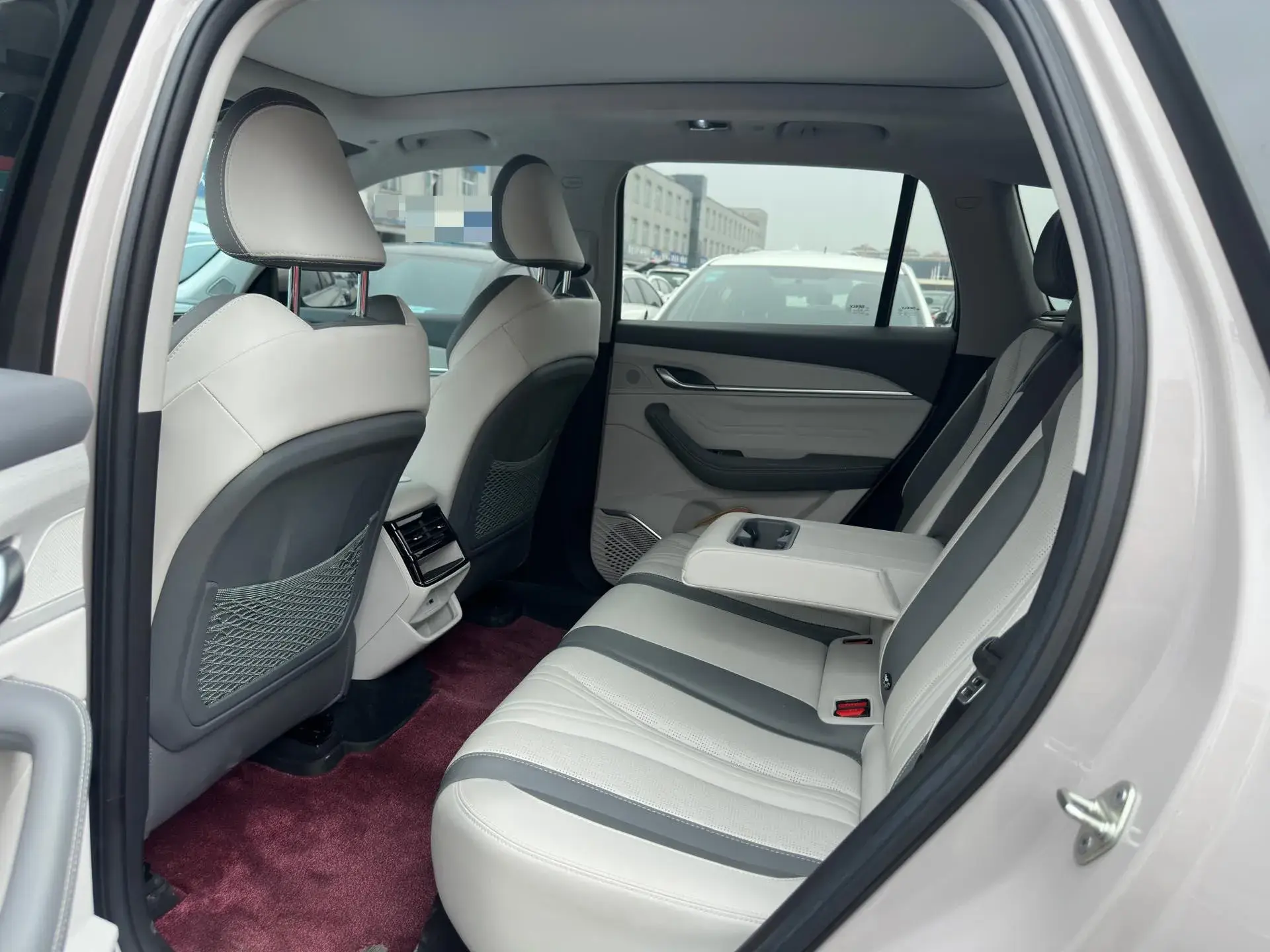 2024 GEELY MONJARO thumbnail 4