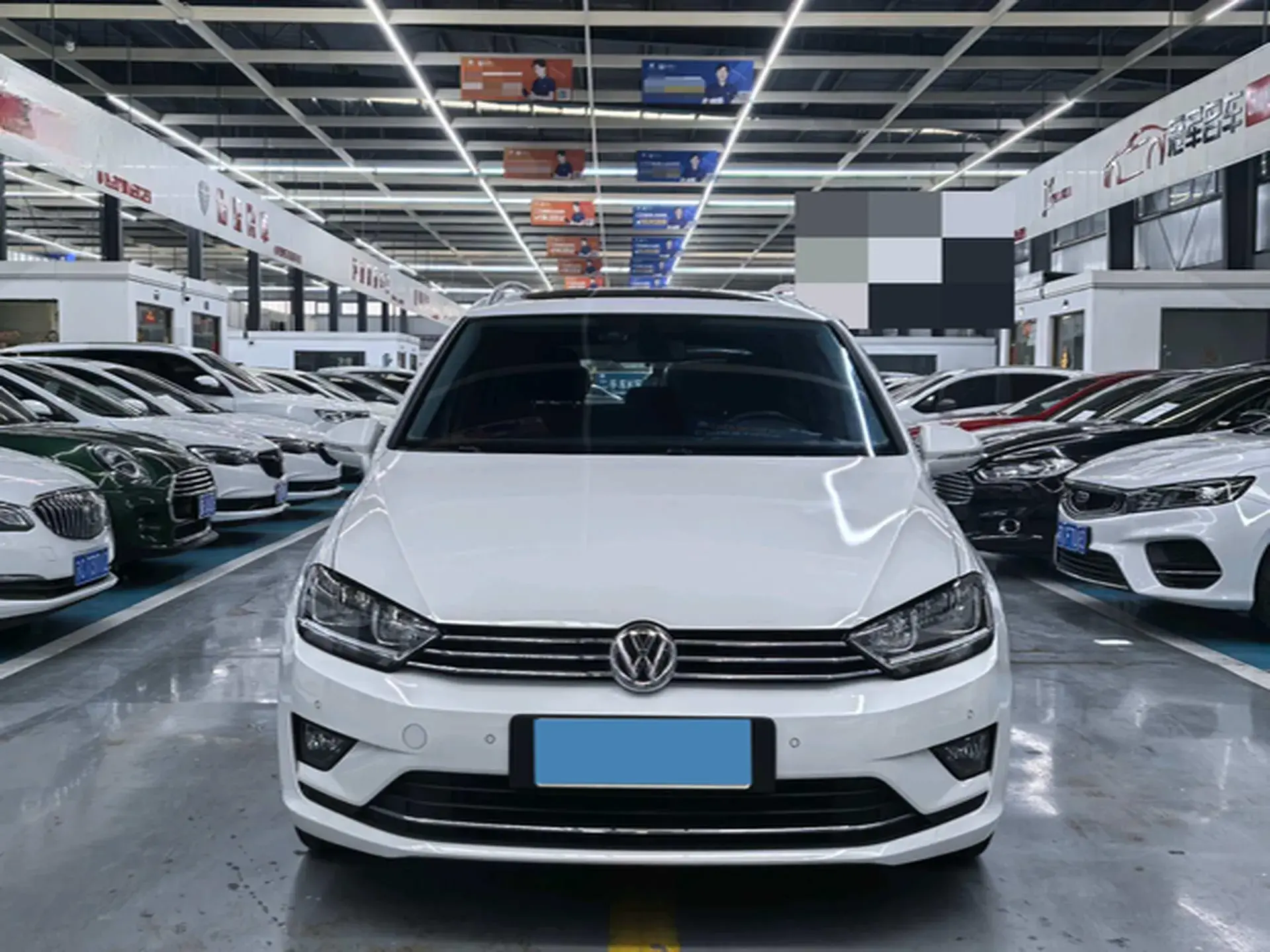 2018 VOLKSWAGEN GOLF thumbnail 2