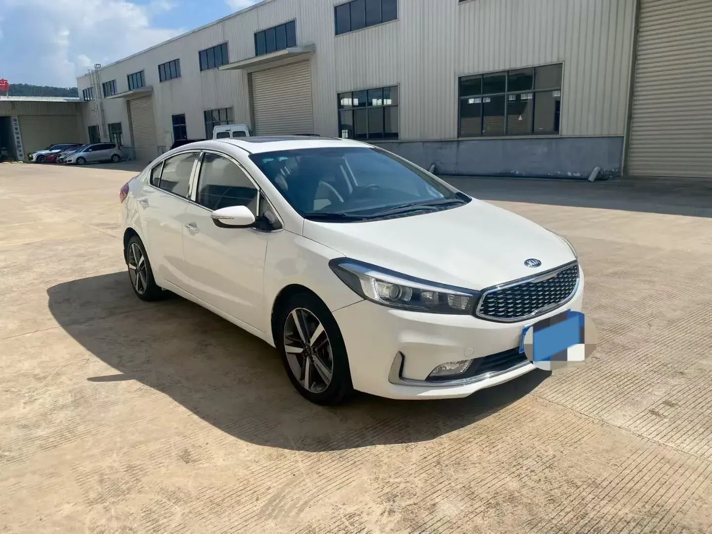 2017 KIA K3 thumbnail 3