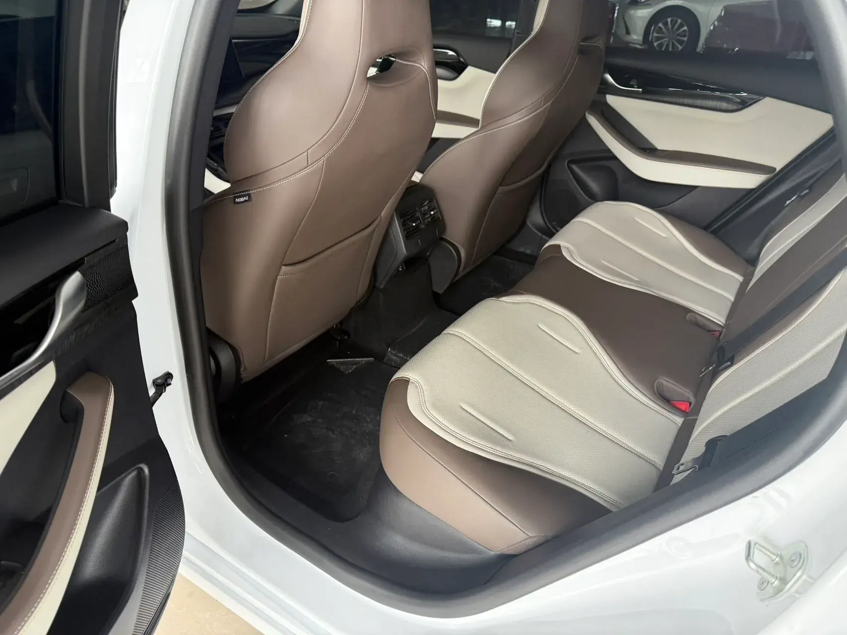 2024 BYD QIN thumbnail 4