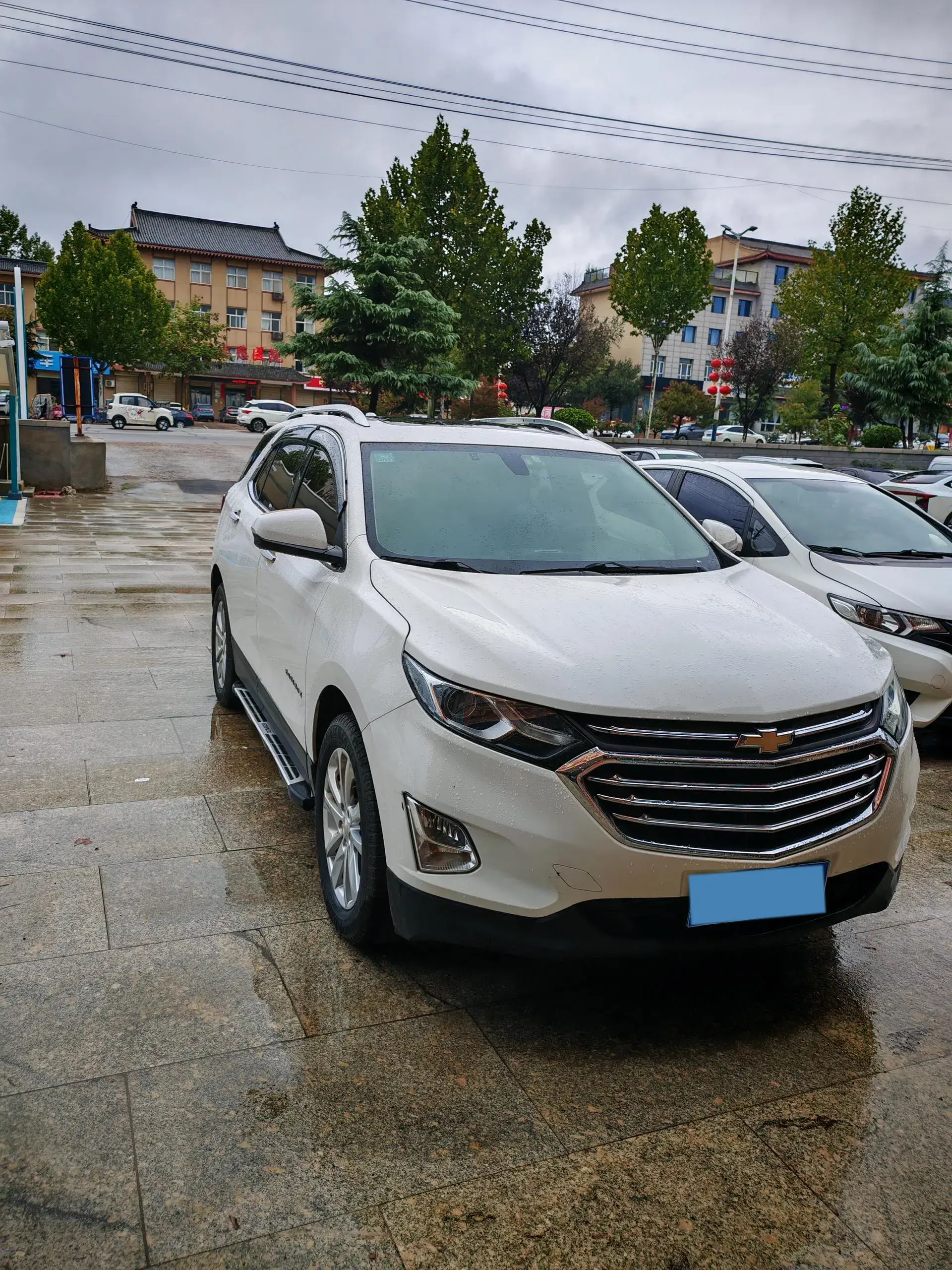 2018 CHEVROLET EQUINOX thumbnail 2