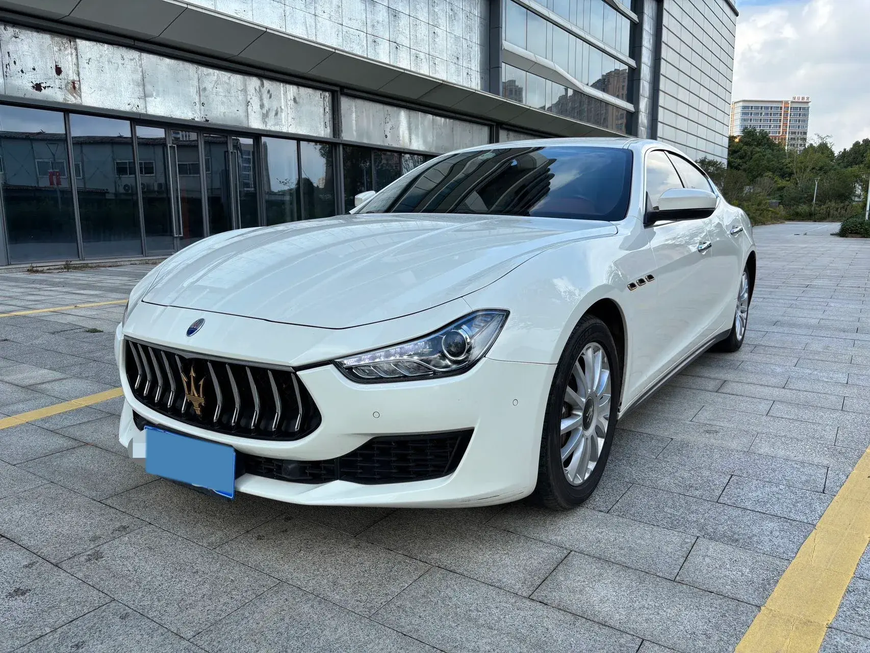 2018 MASERATI GHIBLI view 1
