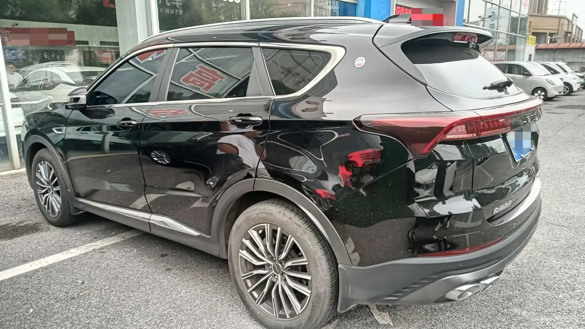 2023 JETOUR X70 thumbnail 3