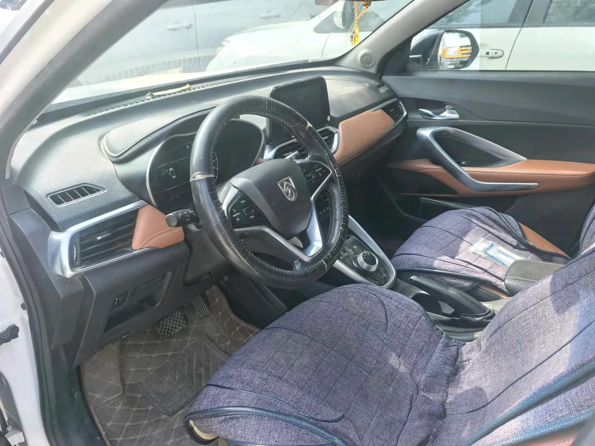 2017 BAOJUN 510 thumbnail 3