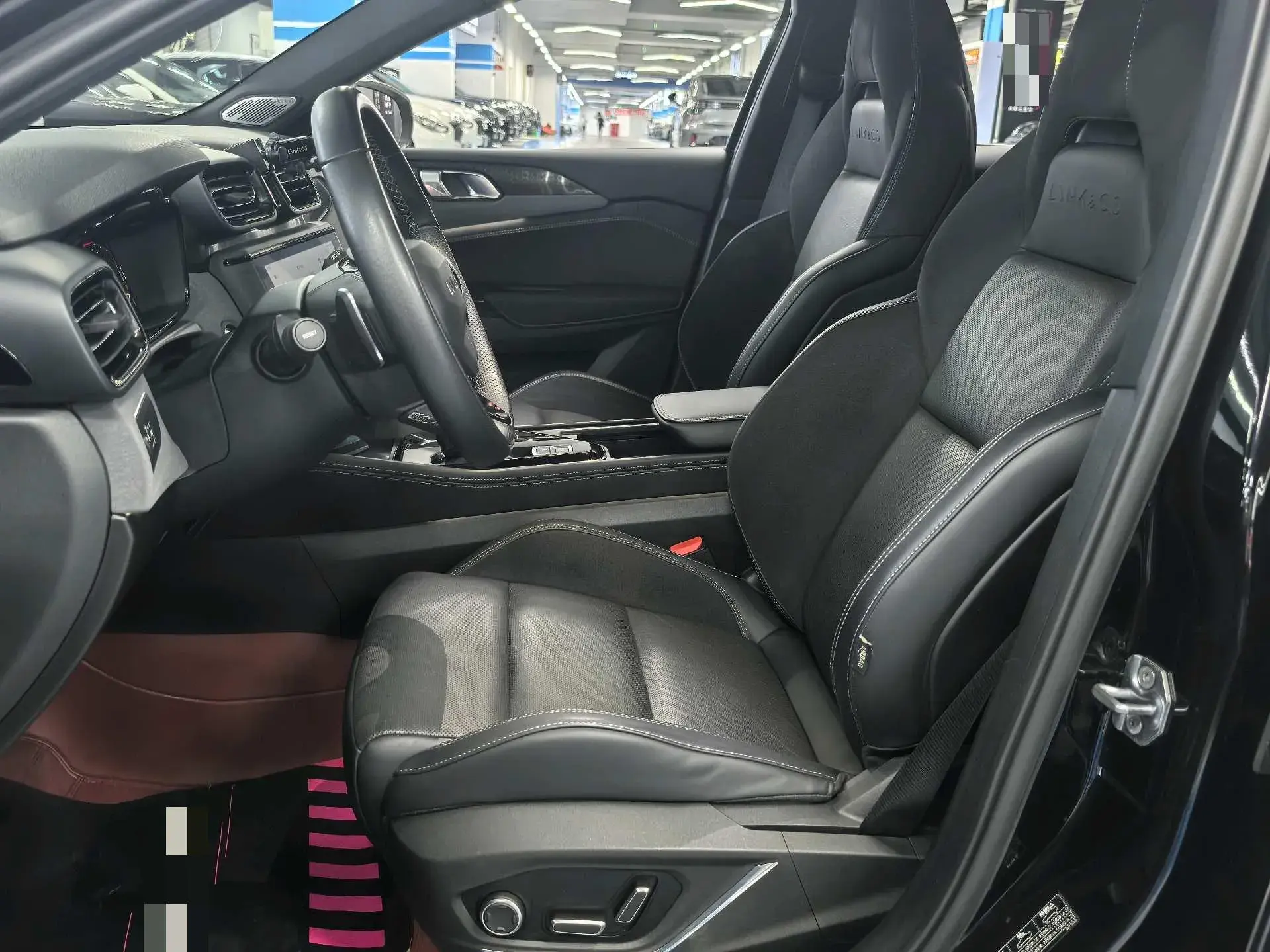 2022 LYNK&CO 02 thumbnail 3