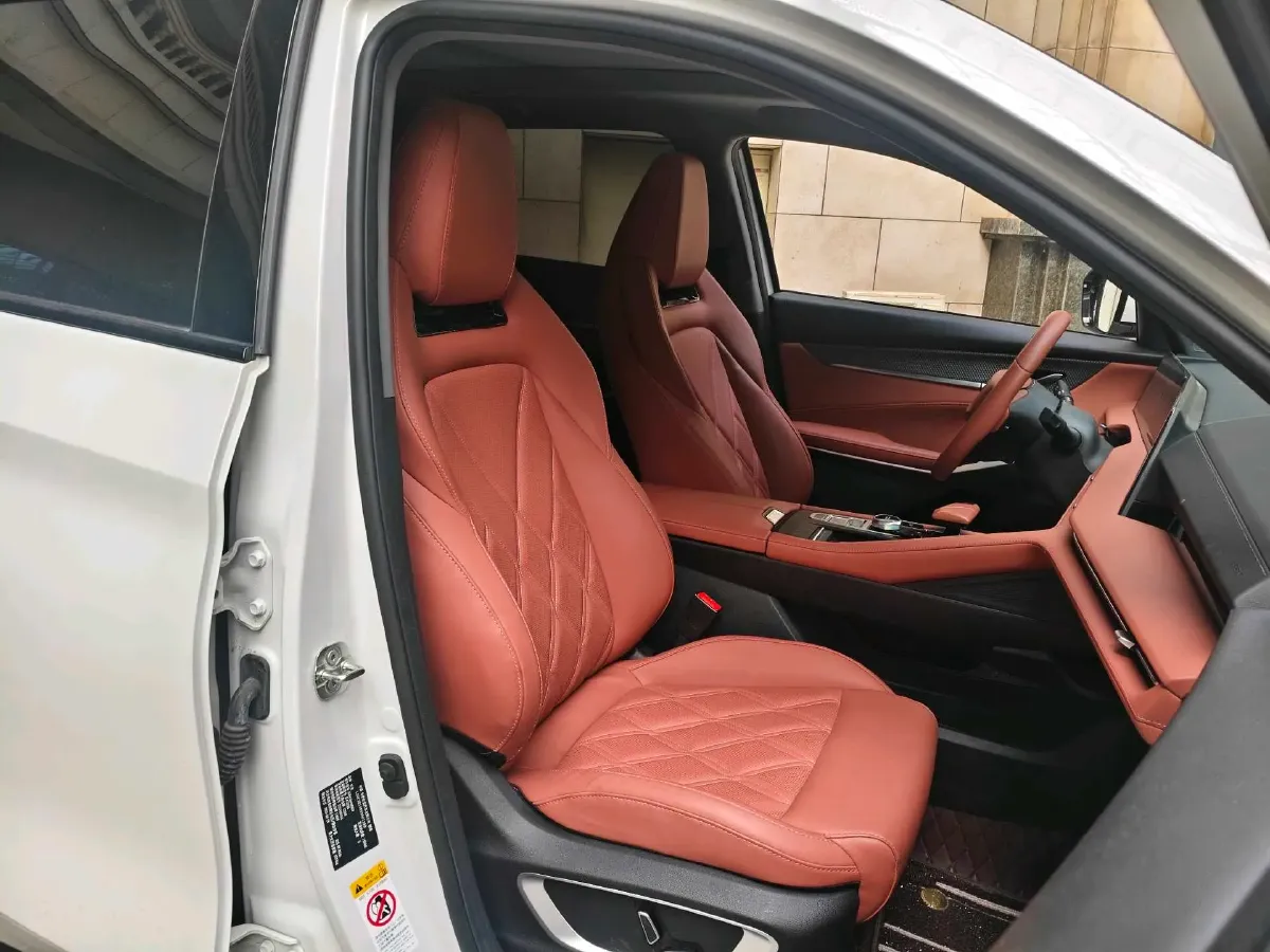 2023 ChangAn CS75 Plus iDD 1.5T 170HP L4 6TCT PHEV 28.39KWH,autocango,china used car exporter,china ev exporter,chinese used car exporter,chinese used ev exporter