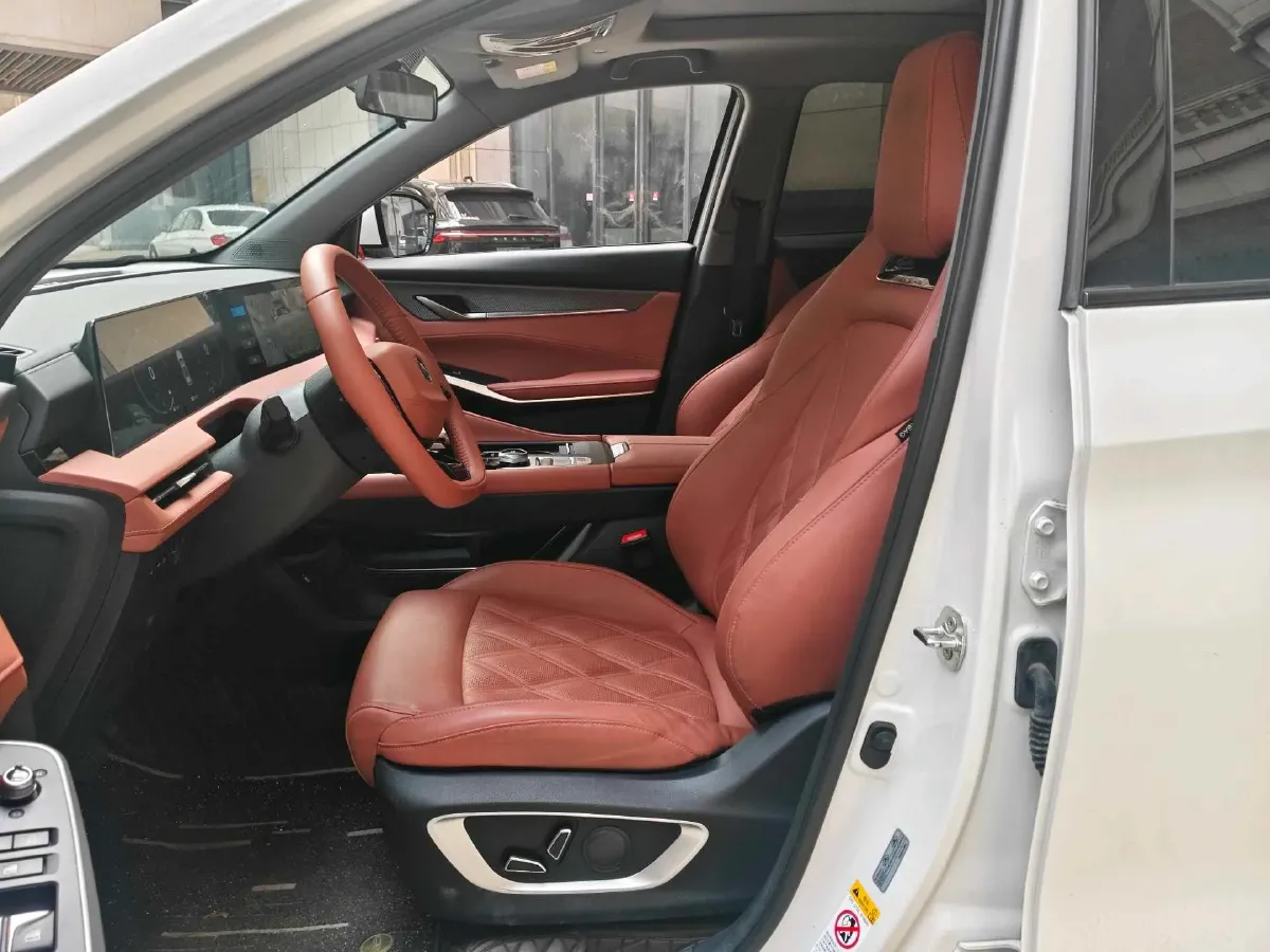 2023 ChangAn CS75 Plus iDD 1.5T 170HP L4 6TCT PHEV 28.39KWH,autocango,china used car exporter,china ev exporter,chinese used car exporter,chinese used ev exporter