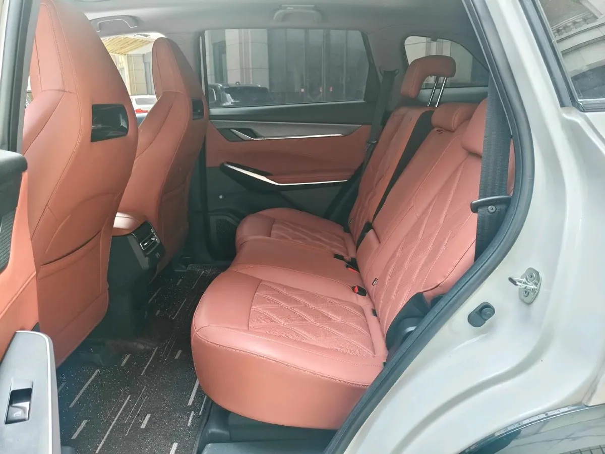 2023 ChangAn CS75 Plus iDD 1.5T 170HP L4 6TCT PHEV 28.39KWH,autocango,china used car exporter,china ev exporter,chinese used car exporter,chinese used ev exporter