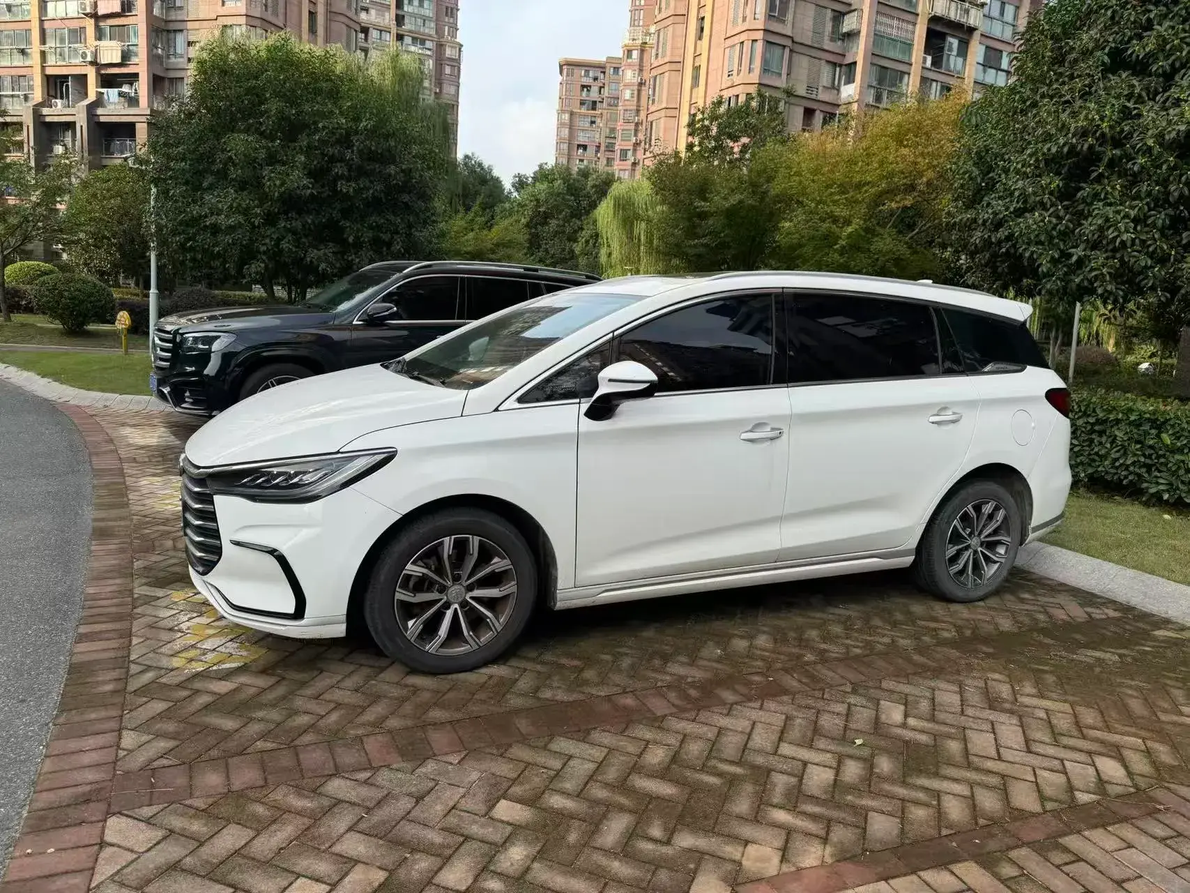 2021 BYD SONG thumbnail 2