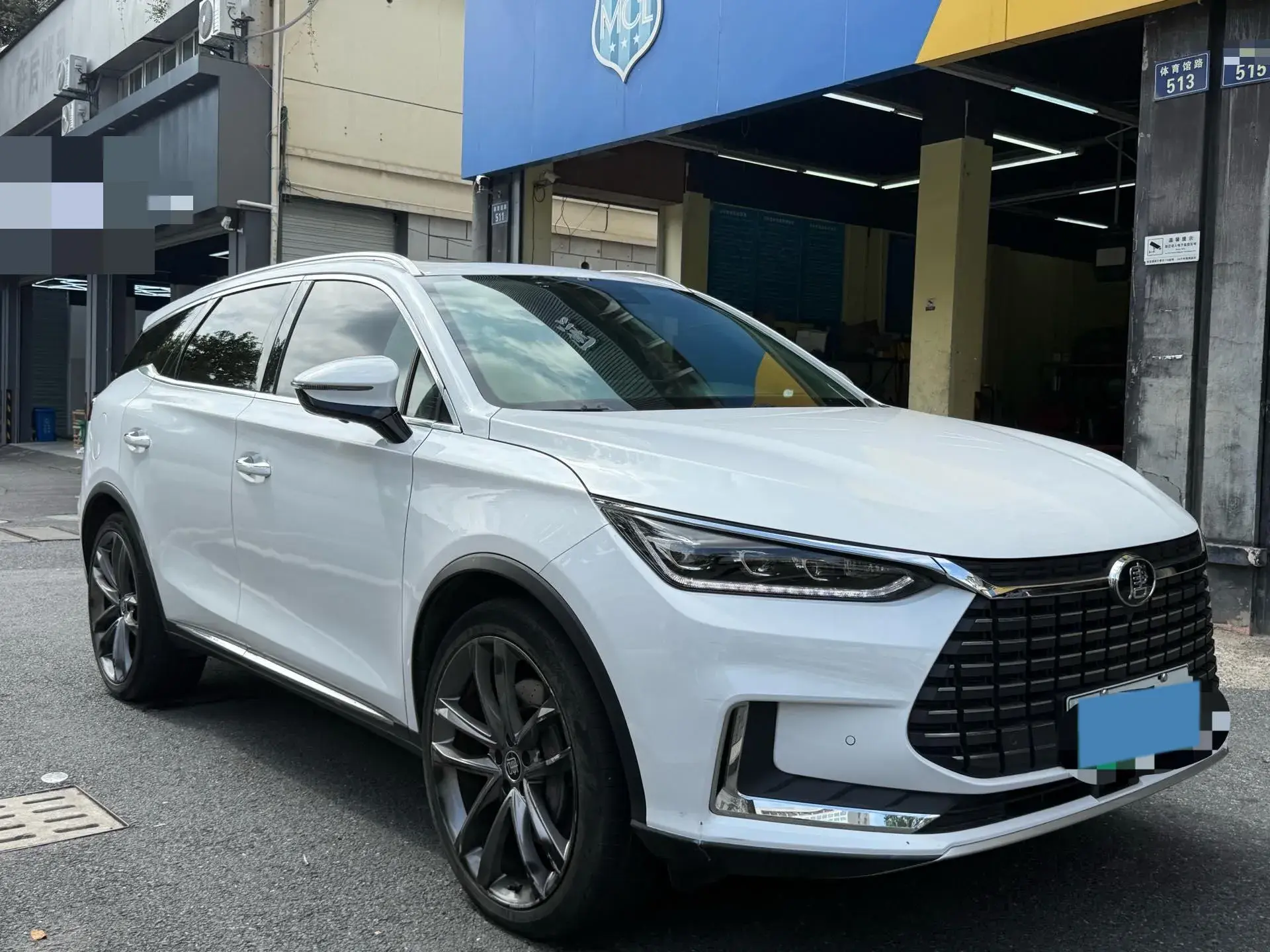 2019 BYD TANG thumbnail 4