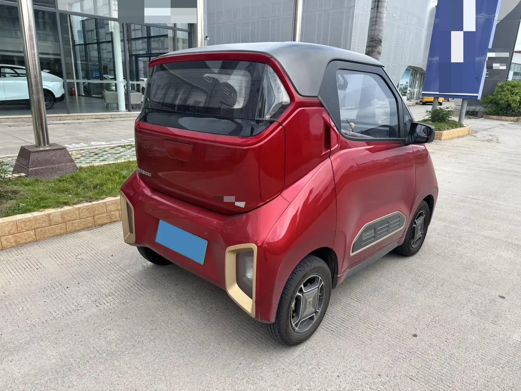2019 BAOJUN E200 thumbnail 4