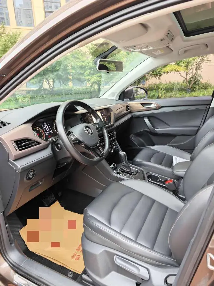 2020 VOLKSWAGEN THARU thumbnail 4