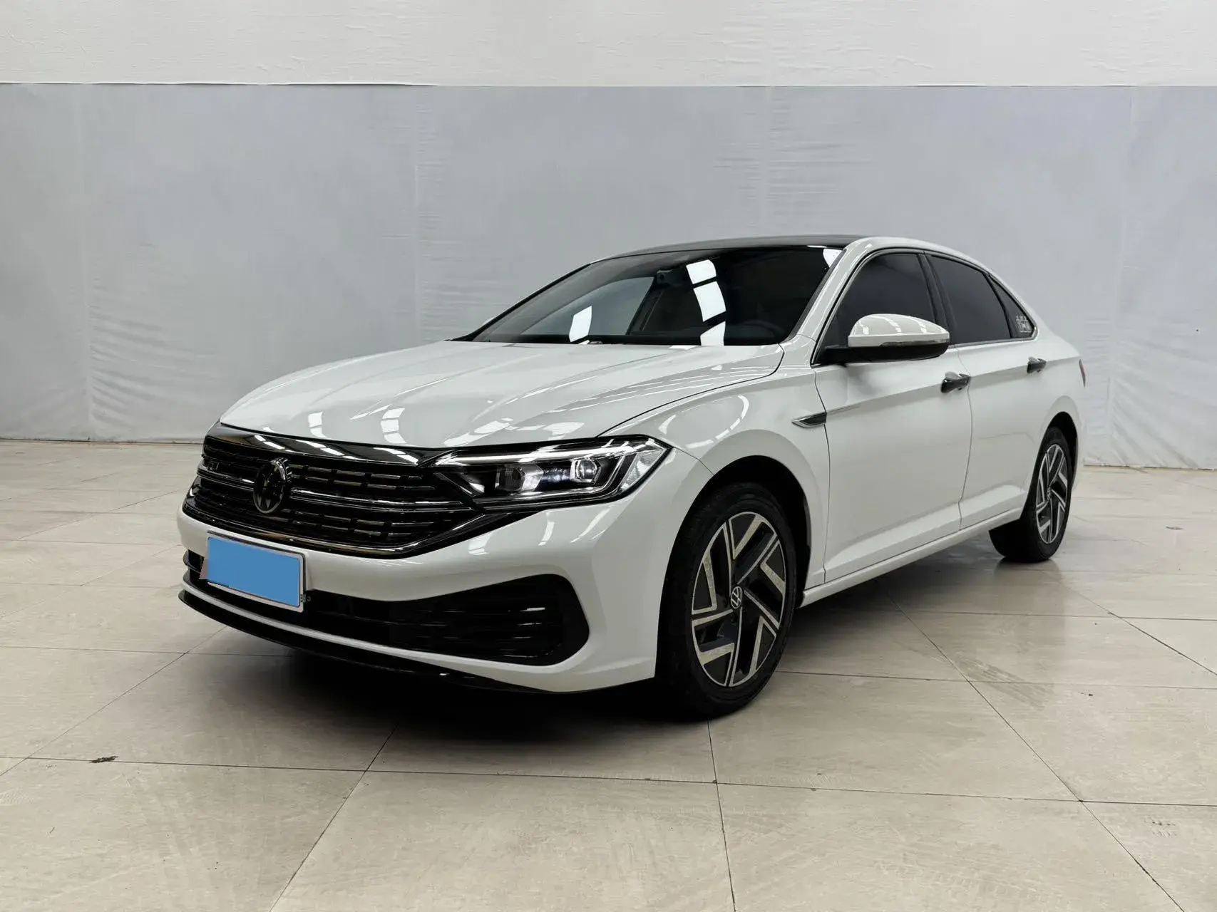 2023 VOLKSWAGEN SAGITAR view 1