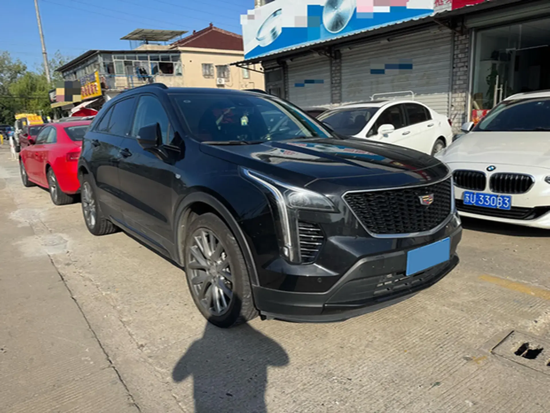 2023 CADILLAC XT4 thumbnail 3
