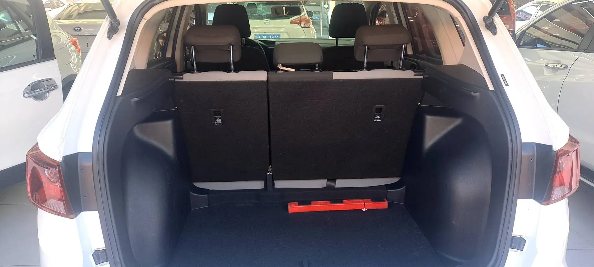 2022 JETTA VS5 thumbnail 4