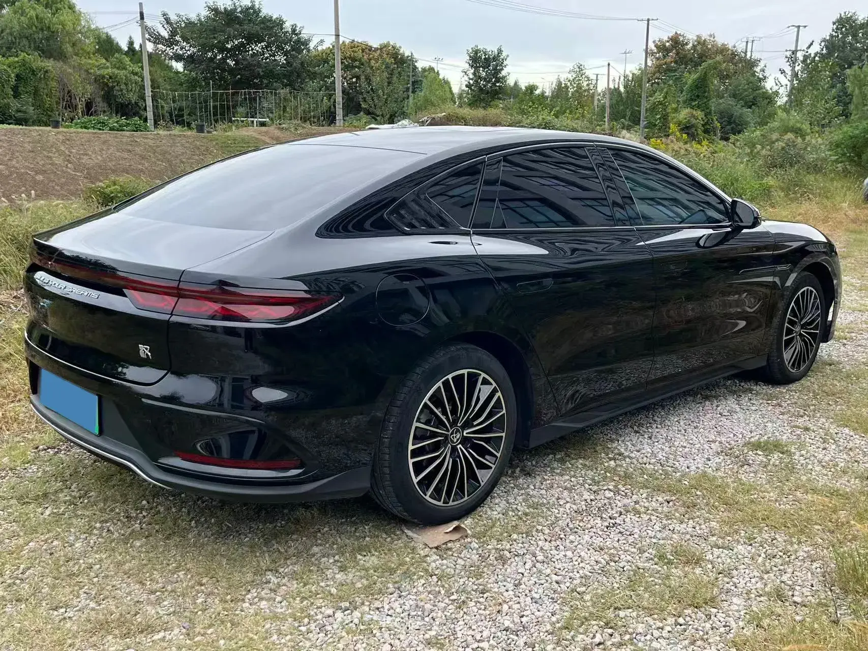 2022 BYD HAN thumbnail 4