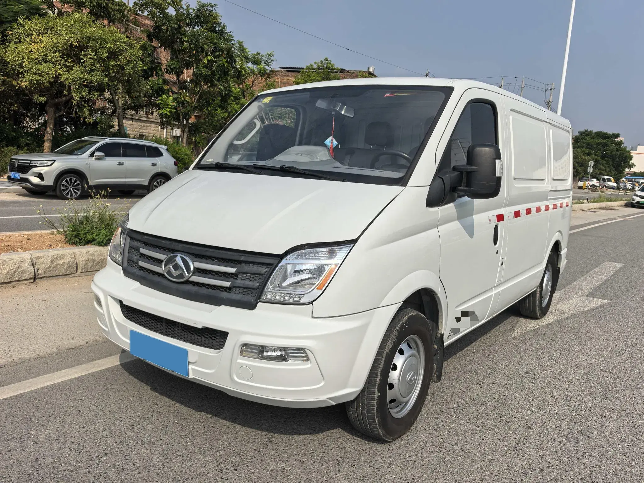 2023 MAXUS XINTU view 1