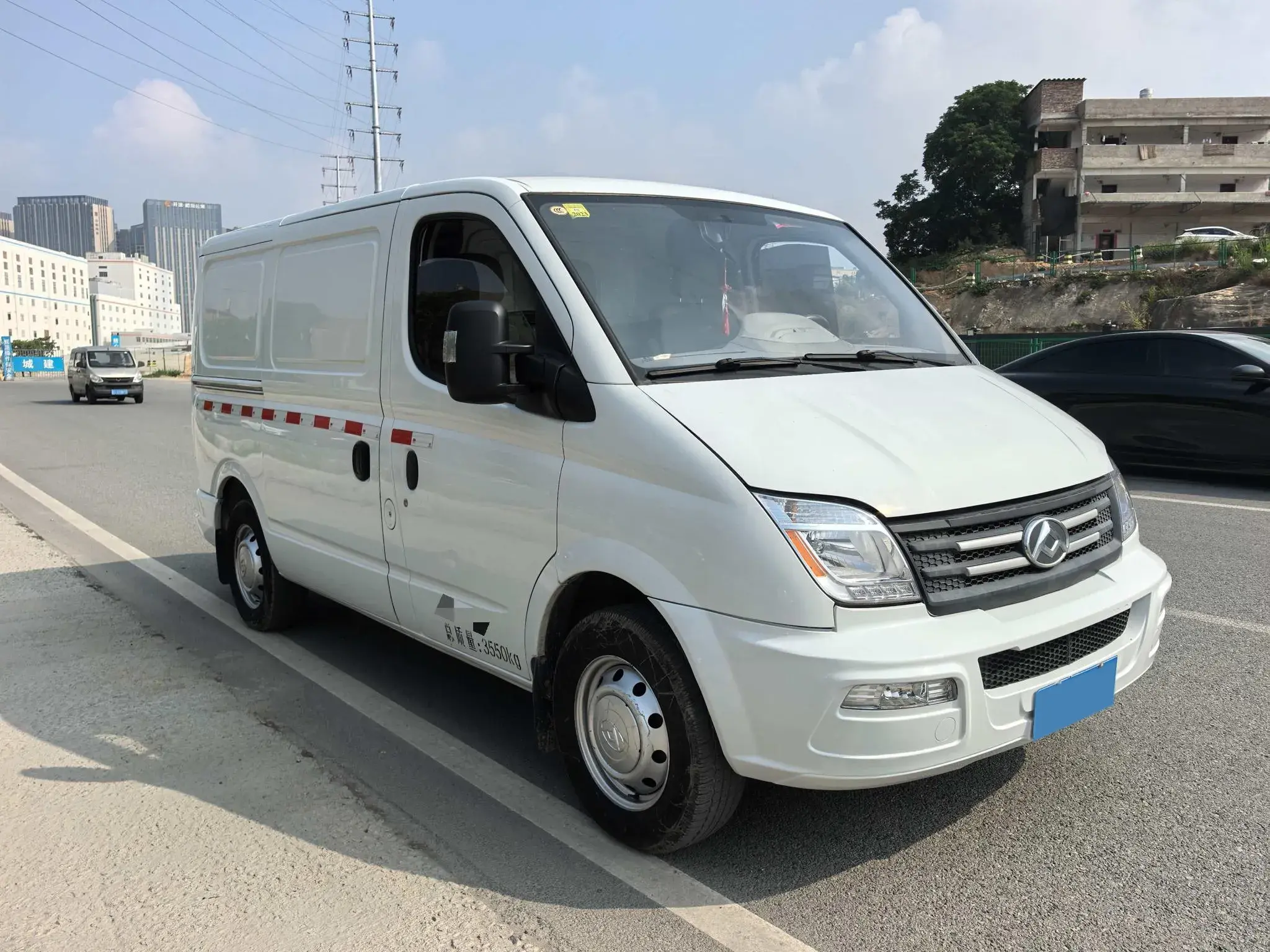 2023 MAXUS XINTU thumbnail 3