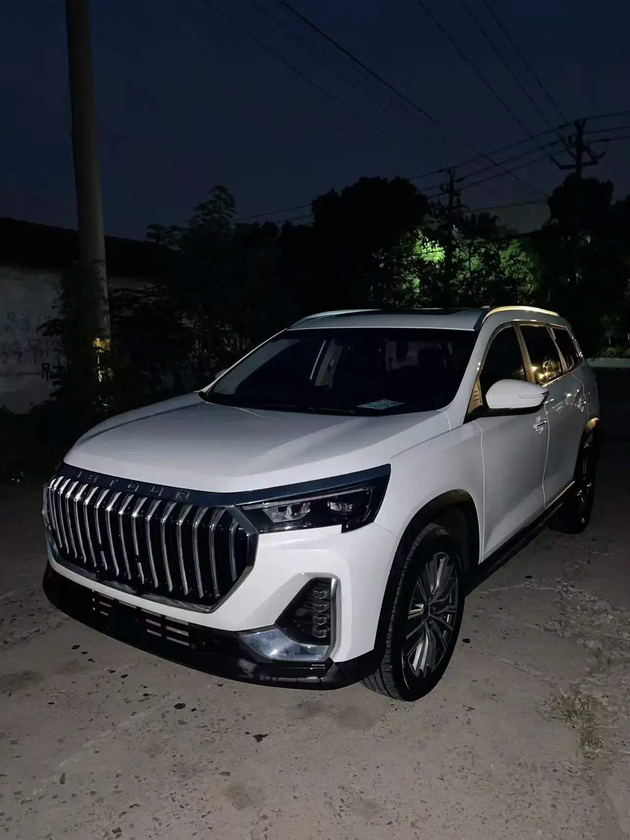 2023 JETOUR X90 view 1