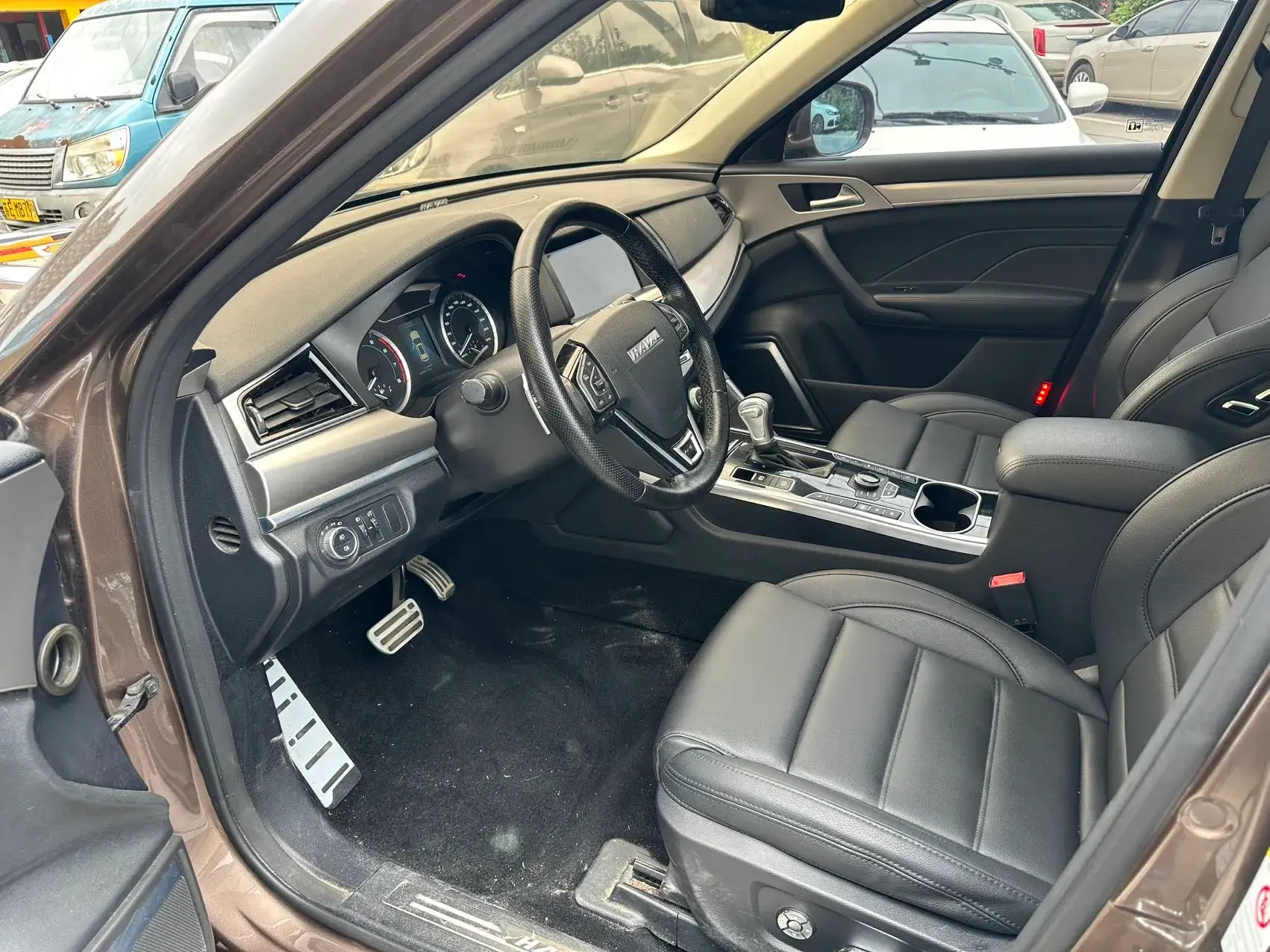 2017 HAVAL H7 thumbnail 4