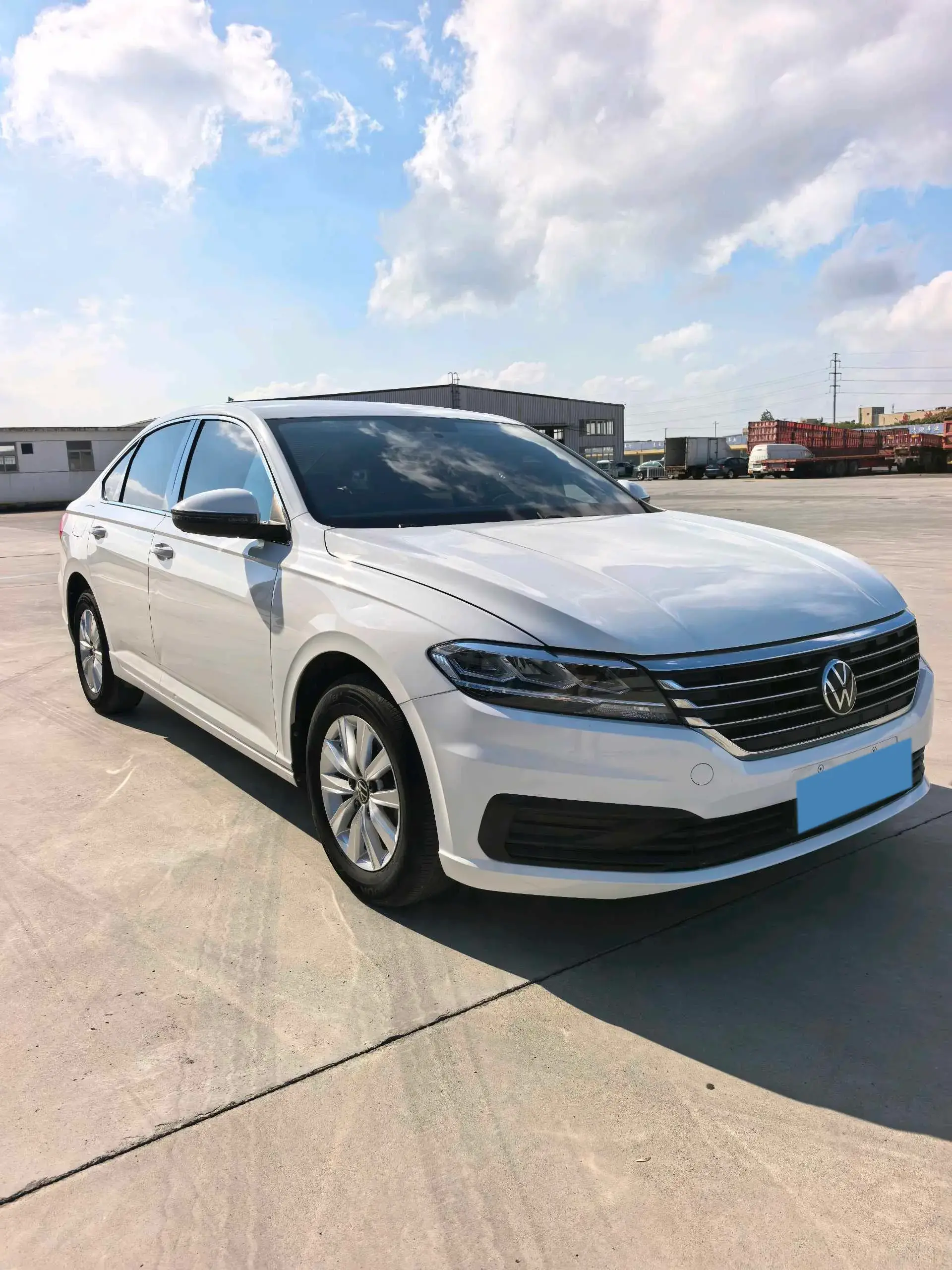 2019 VOLKSWAGEN LAVIDA thumbnail 3