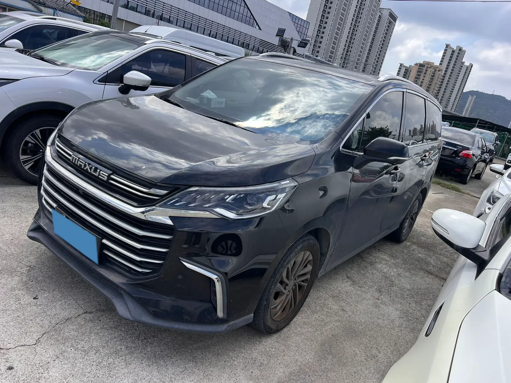 2021 MAXUS G50 view 1