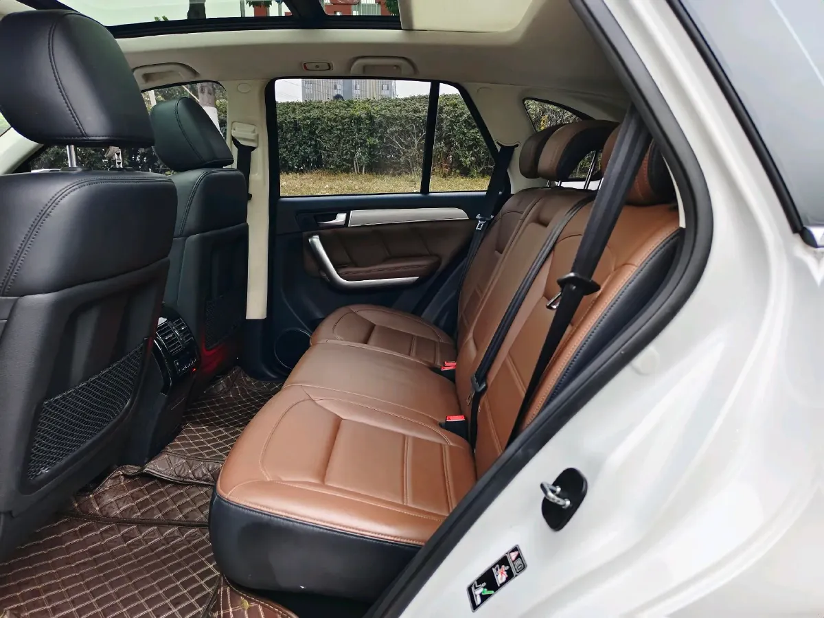 2017 Haval H8 2.0T 190HP L4 8AT,autocango,china used car exporter,china ev exporter,chinese used car exporter,chinese used ev exporter