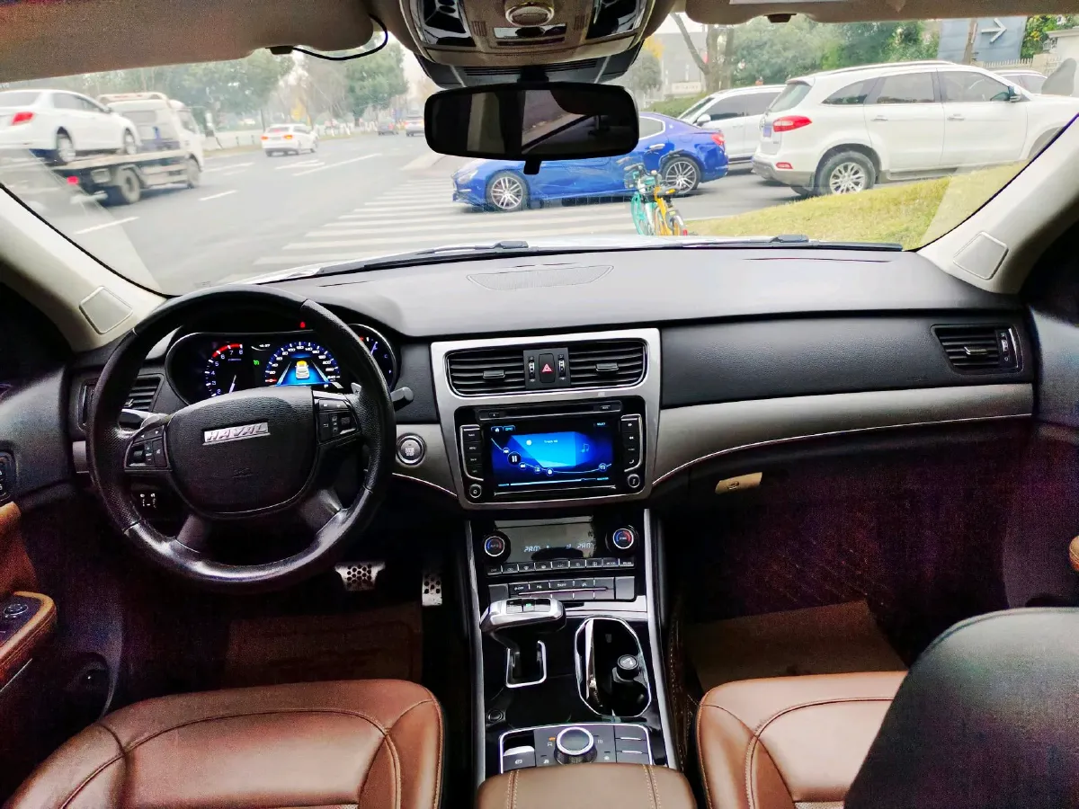 2017 Haval H8 2.0T 190HP L4 8AT,autocango,china used car exporter,china ev exporter,chinese used car exporter,chinese used ev exporter