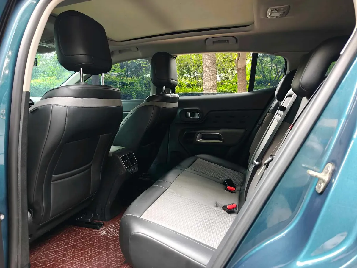 2019 Citroen C5 Aircross 1.6T 167HP L4 6AT,autocango,china used car exporter,china ev exporter,chinese used car exporter,chinese used ev exporter