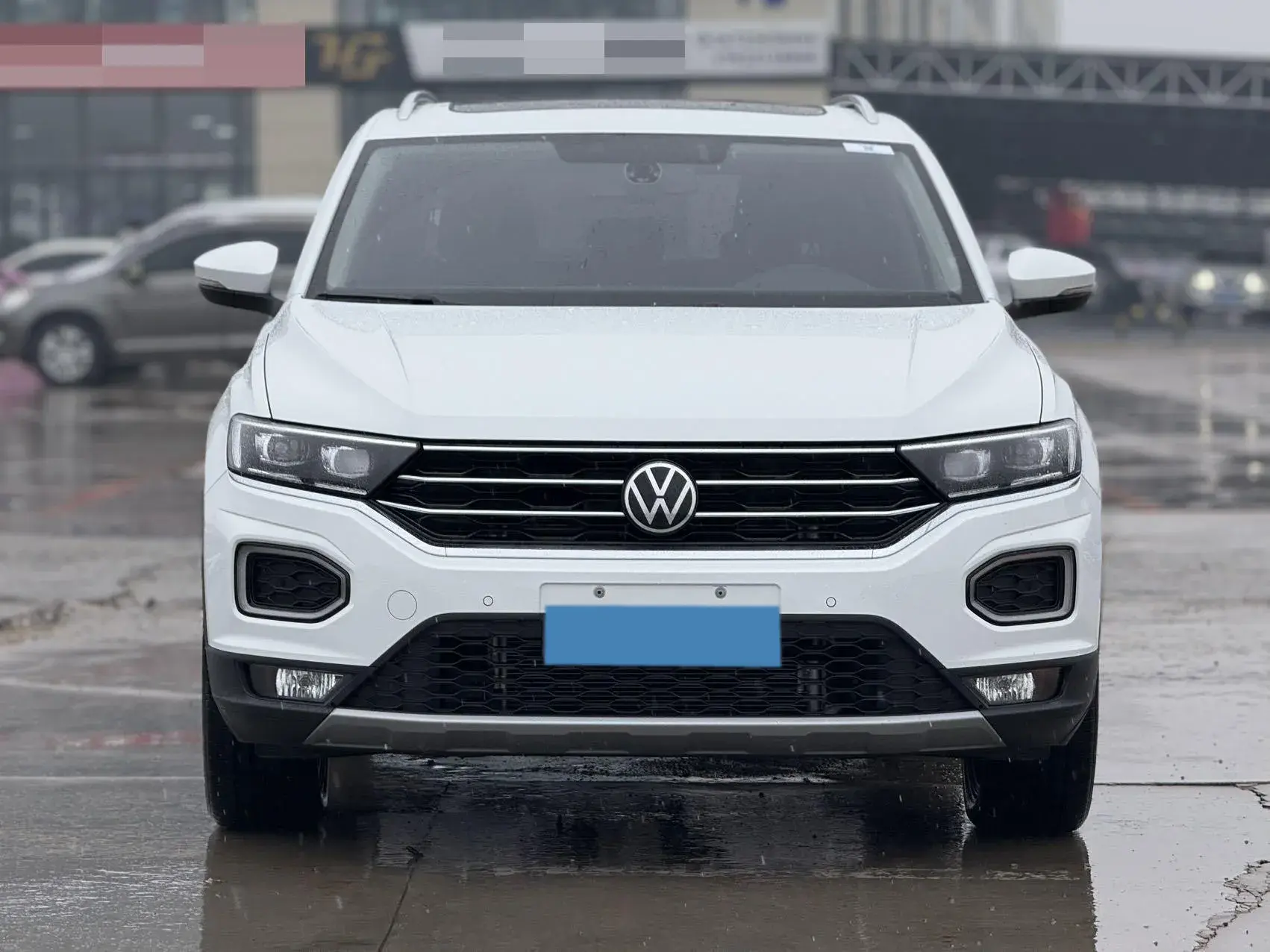 2022 VOLKSWAGEN T-ROC thumbnail 2