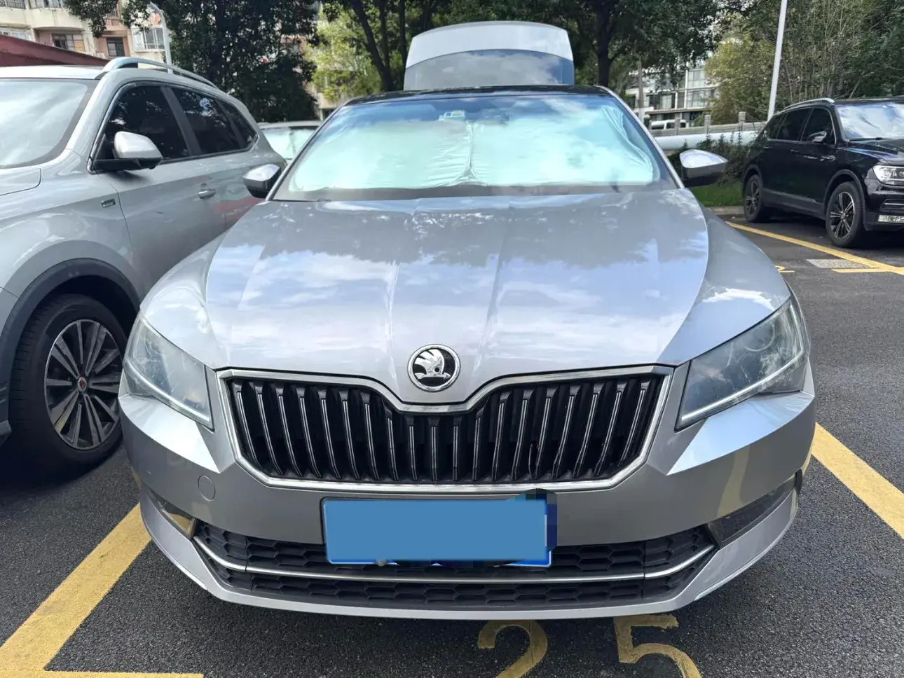 2016 SKODA SUPERB thumbnail 2