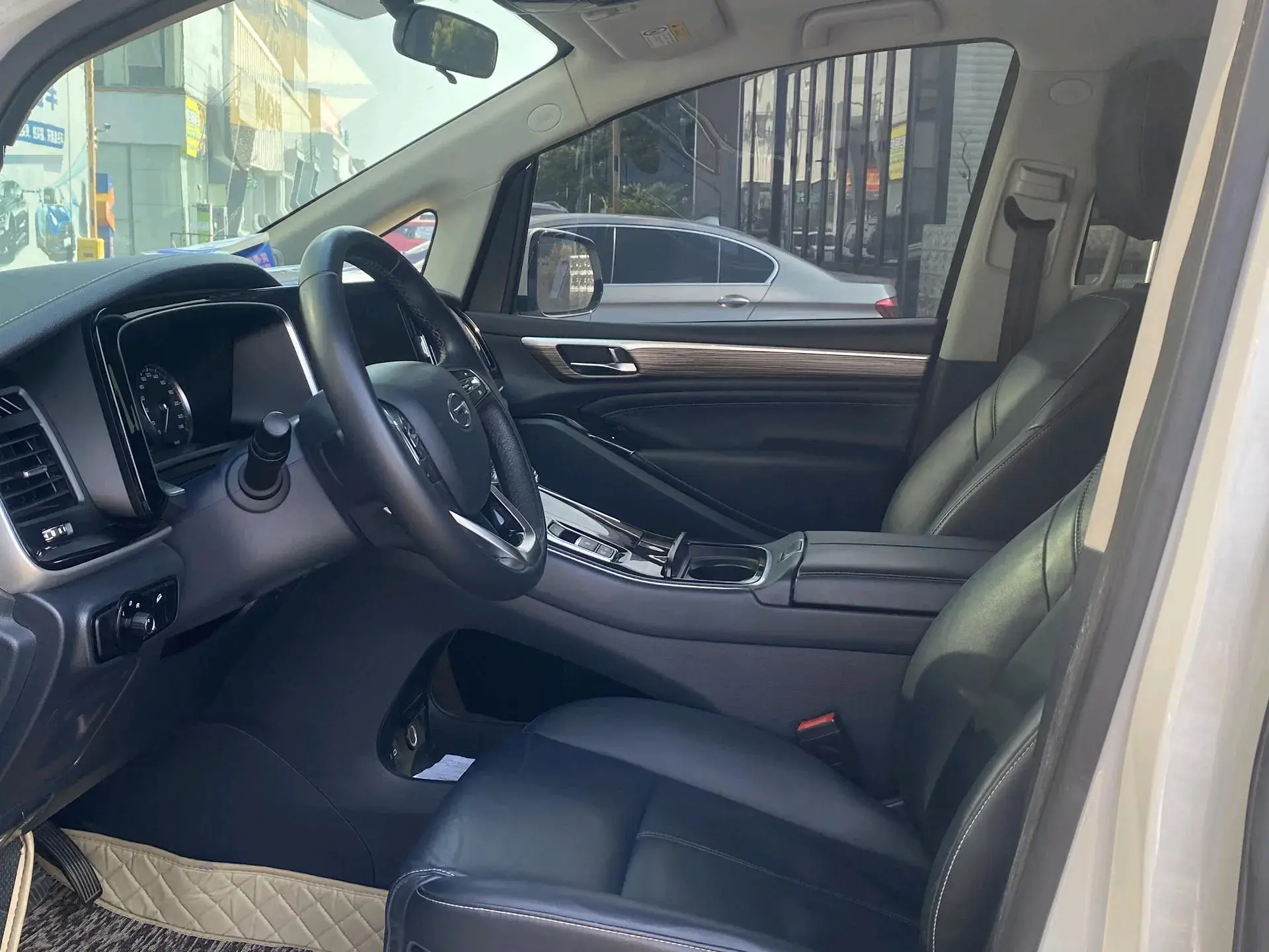 2023 GAC TRUMPCHI thumbnail 4