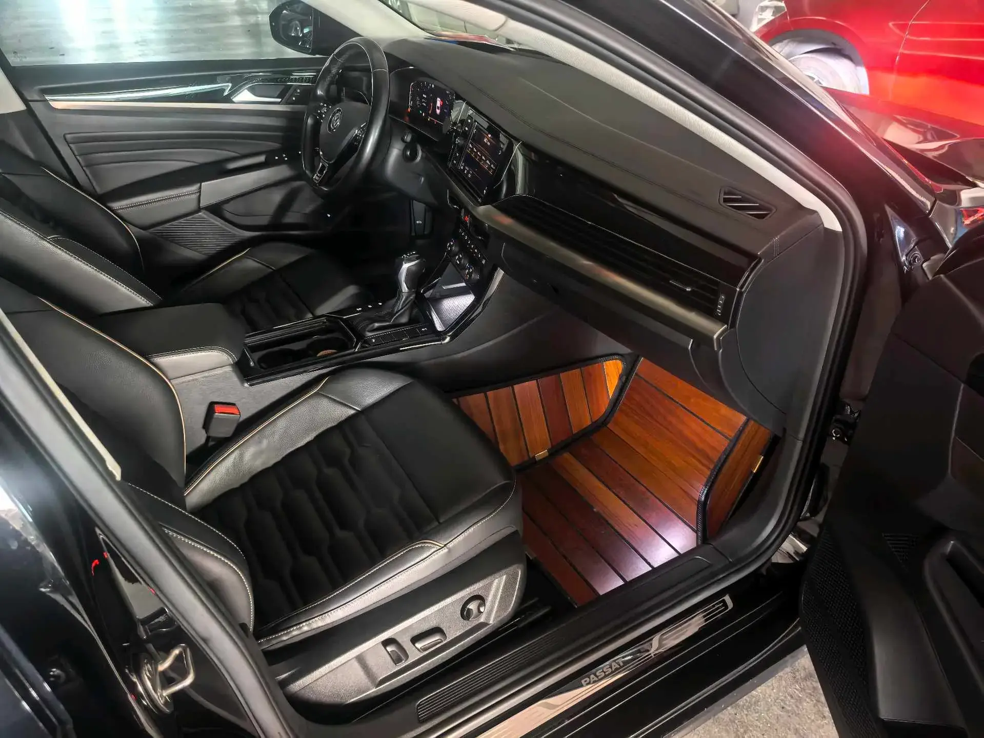 2019 VOLKSWAGEN PASSAT thumbnail 4