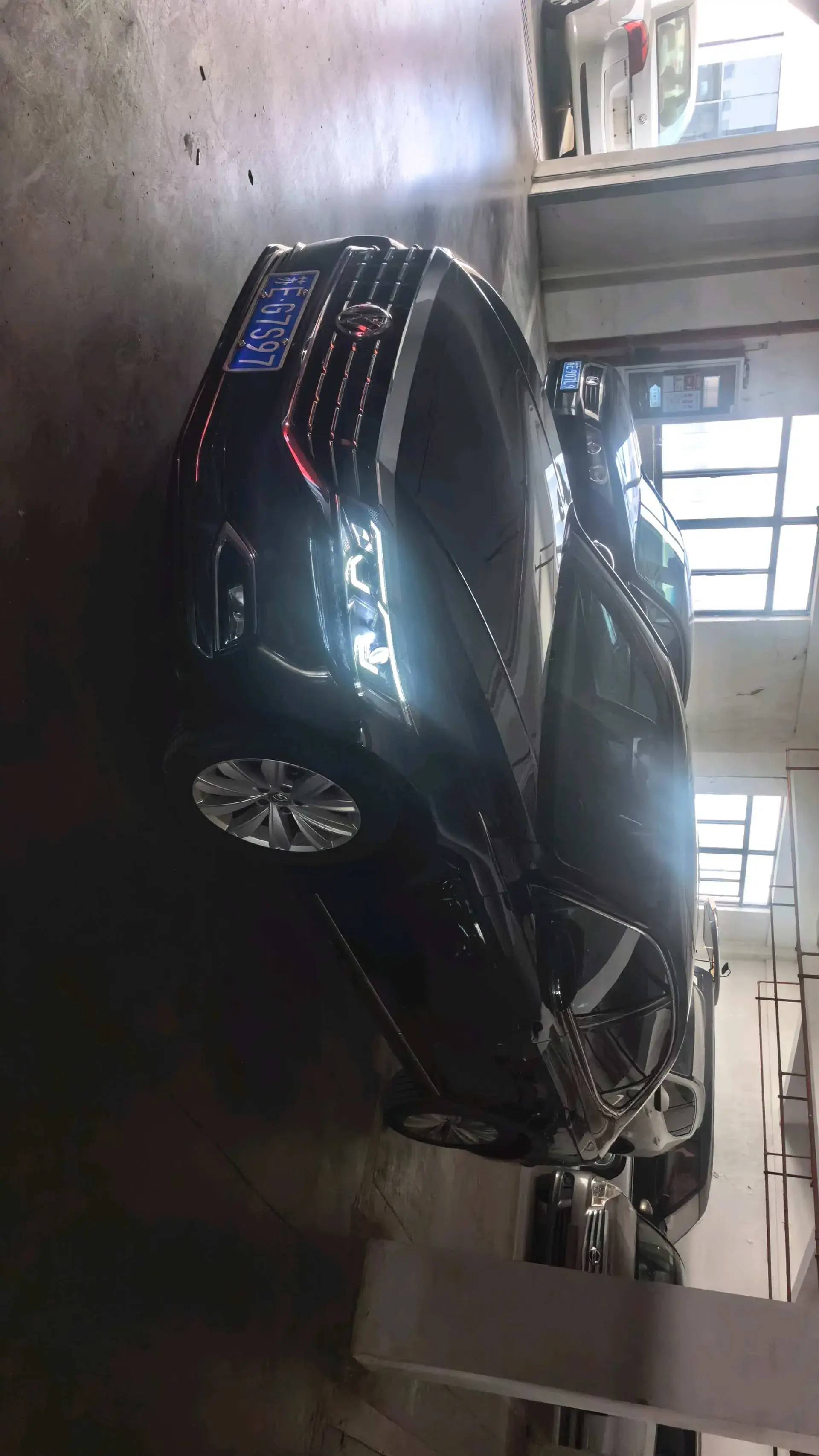 2019 VOLKSWAGEN PASSAT thumbnail 2